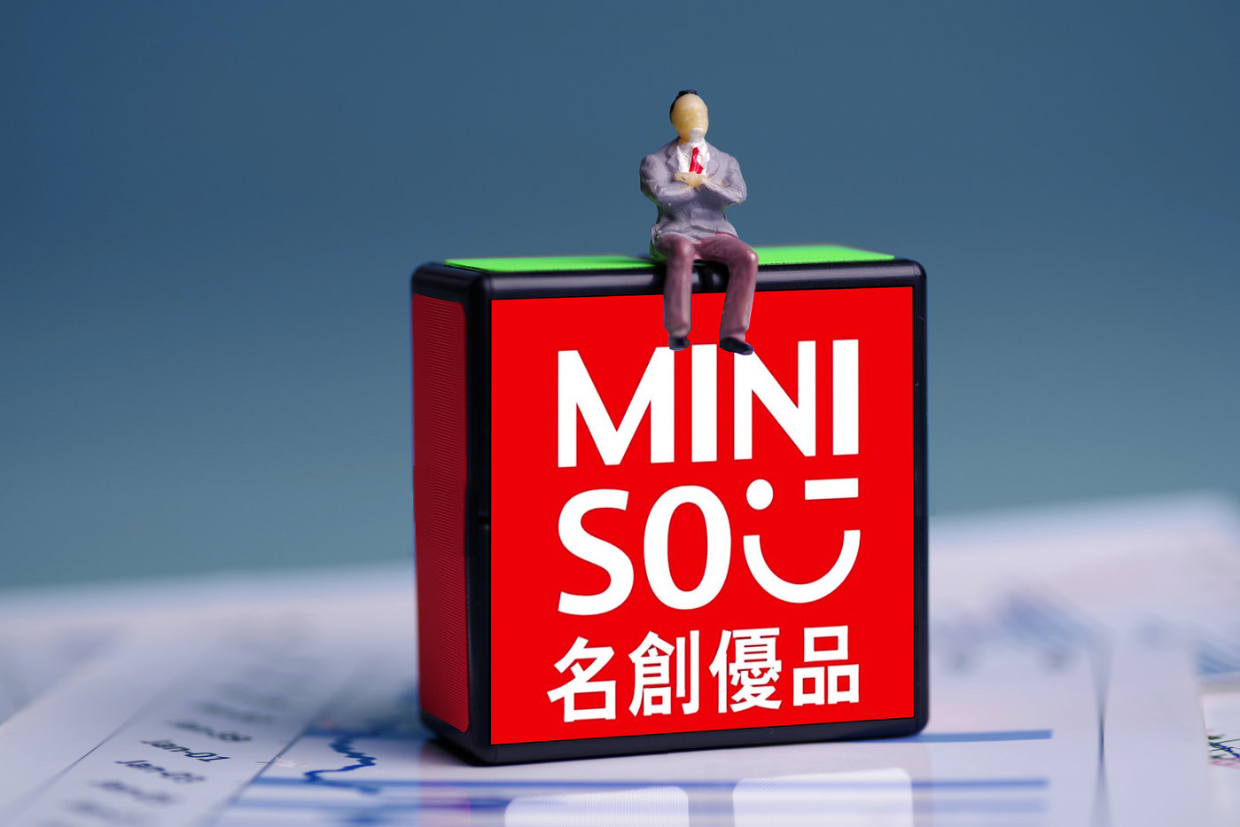 名创优品的潮玩店，为何潮不起来？